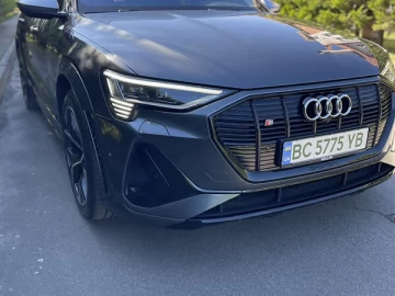 Авто Audi E-Tron 2022 № 7725182