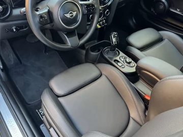 Авто MINI Electric 2022 № 7725340