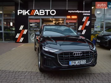 Авто Audi Q8 2018 № 7725348