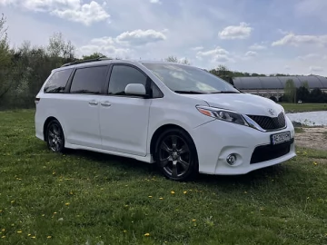 Авто Toyota Sienna 2016 № 7725400