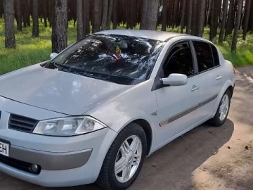 Авто Renault Megane 2004 № 7725440