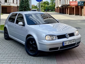 Авто Volkswagen Golf 2000 № 7725779