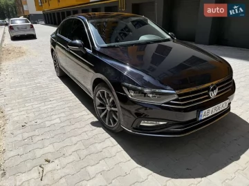 Авто Volkswagen Passat 2021 № 7725935
