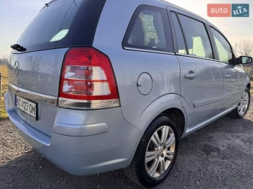 Авто Opel Zafira 2009 № 7725983