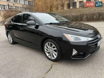 Авто Hyundai Elantra 2018 № 7726080