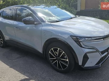 Авто Renault Megane E-Tech Electric 2022 № 7726112