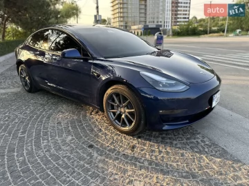 Авто Tesla Model 3 2022 № 7726114