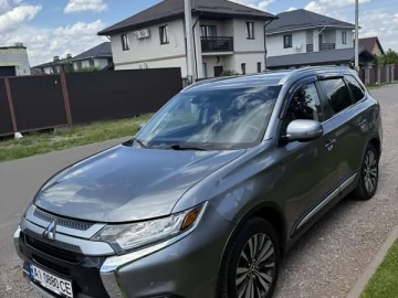 Авто Mitsubishi Outlander 2019 № 7726326