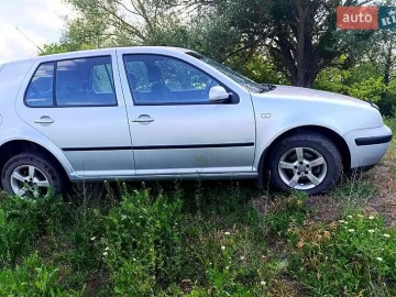 Авто Volkswagen Golf 2003 № 7726397