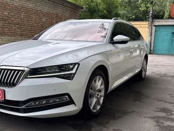 Авто Skoda Superb 2020 № 7726808