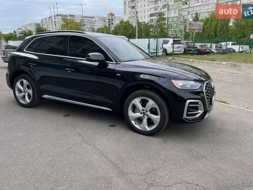 Авто Audi Q5 2021 № 7726832