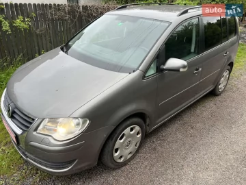 Авто Volkswagen Touran 2008 № 7727115