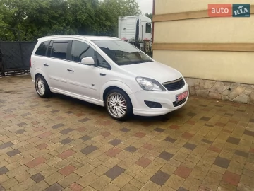 Авто Opel Zafira 2012 № 7727144