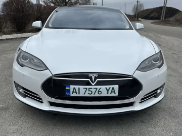 Авто Tesla Model S 2013 № 7727207