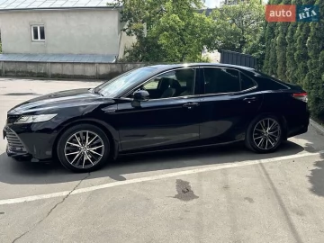 Авто Toyota Camry 2019 № 7727305