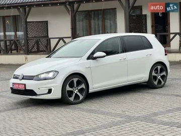 Авто Volkswagen E-Golf 2015 № 7727509
