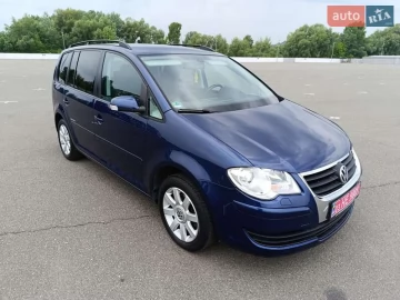 Авто Volkswagen Touran 2009 № 7727522
