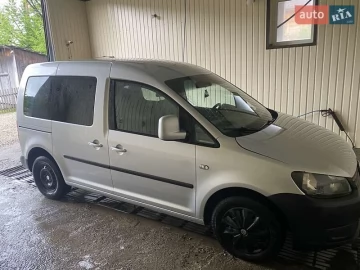Авто Volkswagen Caddy 2013 № 7727530