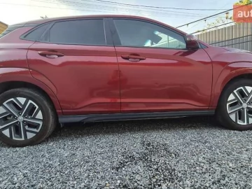 Авто Hyundai Kona Electric 2023 № 7727602