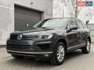 Авто Volkswagen Touareg 2015 № 7727673