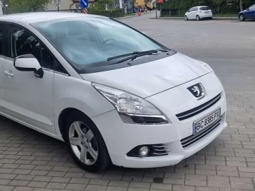 Авто Peugeot 5008 2012 № 7727817