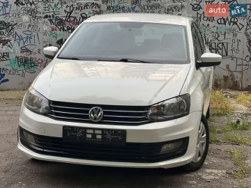 Авто Volkswagen Polo 2019 № 7727820