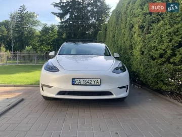 Авто Tesla Model Y 2024 № 7727926