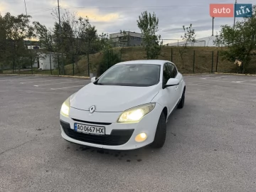Авто Renault Megane 2010 № 7728091