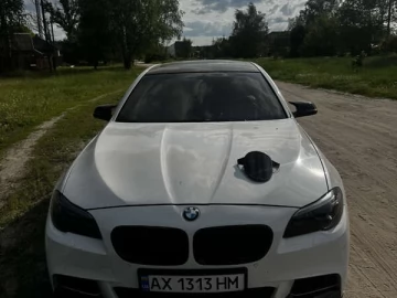 Авто BMW 5 Series 2013 № 7728136