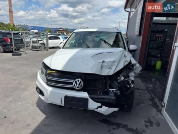 Авто Volkswagen Tiguan 2015 № 7728214