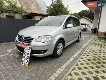 Авто Volkswagen Touran 2007 № 7728307