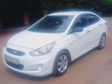 Авто Hyundai Accent 2013 № 7728495