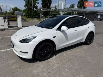 Авто Tesla Model Y 2021 № 7728529