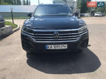 Авто Volkswagen Touareg 2025 № 7728552