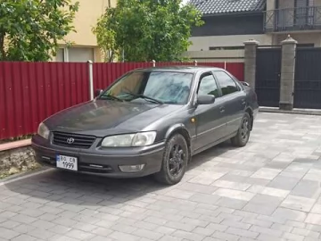 Авто Toyota Camry 2000 № 7728568