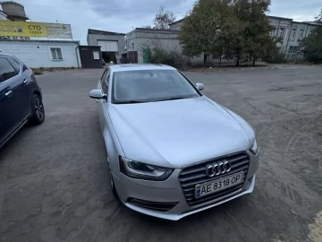 Авто Audi A4 2013 № 7728690
