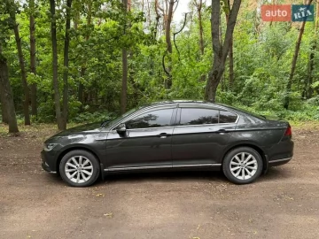 Авто Volkswagen Passat 2018 № 7728770