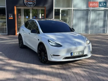 Авто Tesla Model Y 2020 № 7728776