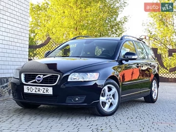 Авто Volvo V50 2010 № 7728885