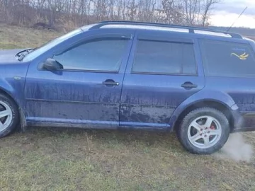 Авто Volkswagen Golf 1999 № 7729033