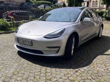 Авто Tesla Model 3 2018 № 7729373