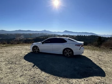 Авто Toyota Camry 2018 № 7729410