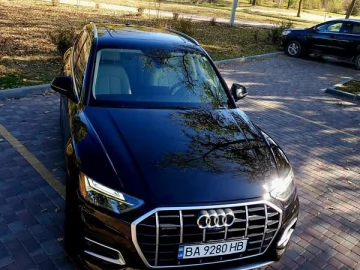 Авто Audi Q5 2021 № 7729439