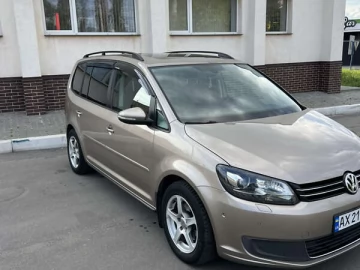 Авто Volkswagen Touran 2011 № 7729567