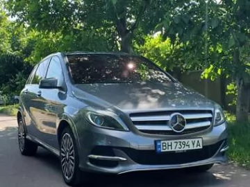 Авто Mercedes B-Class 2015 № 7729606