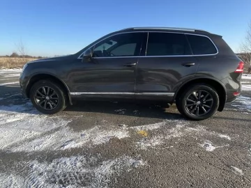 Авто Volkswagen Touareg 2011 № 7729645