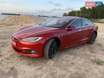 Авто Tesla Model S 2018 № 7729871