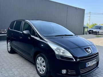 Авто Peugeot 5008 2009 № 7730019