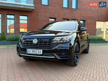 Авто Volkswagen Touareg 2019 № 7730241