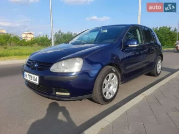 Авто Volkswagen Golf 2004 № 7730311
